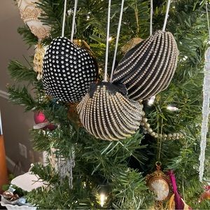 Seashell Handmade Christmas Ornaments A Set Of 3 Black w Rhinestones